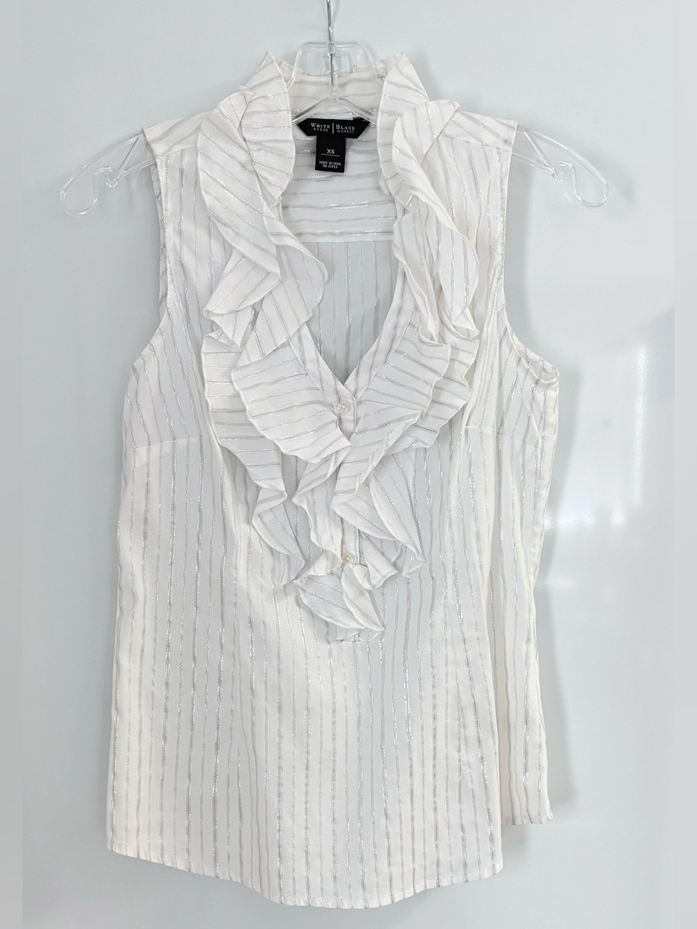 WHBM White With Silver Thread Sleeveless Ruffle Blouse XS